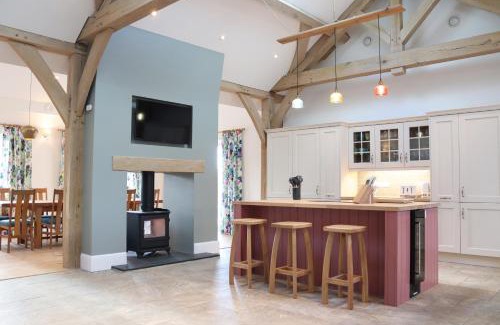 Chippenham House | The Anchorage Nables Farm
