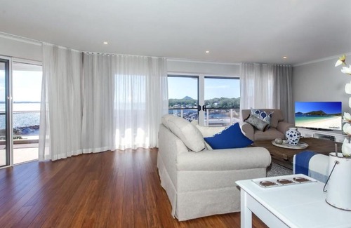 Nelson Bay Apartment | The Anchorage Unit 12 9 Laman Street