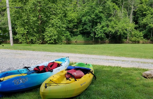Pearisburg Cabin | The Anglers' Roost at Walker Creek Retreat