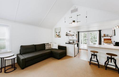 Central Mudgee House | The Annex - A Cosy Couples Retreat in Heart of Town