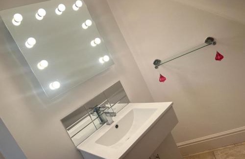 Winscombe Apartment | The Annex