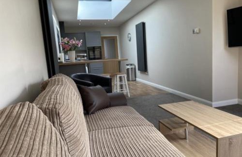 Pagham Apartment | The Annexe - Pagham