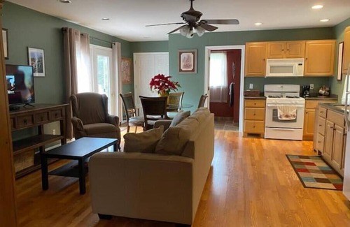 Oakpark Apartment | The Apartment at Dark Run Retreat