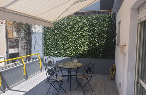 Cagliari Apartment | The apartment is located right in the city center. Parking available