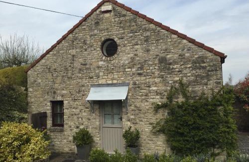 Farmborough House | The Apple Shed