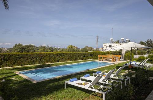 Protaras Villa | The Apple Tree Villa