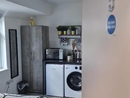 Yiewsley Apartment | The AppleTree