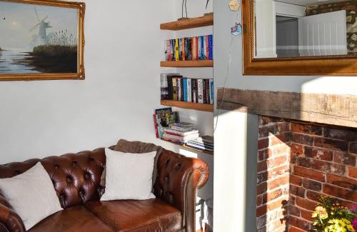 Newport House | The Apricot Tree
