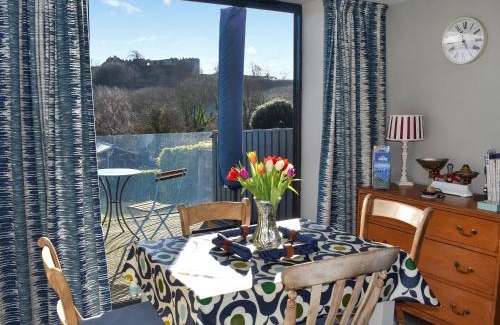 Newport House | The Apricot Tree