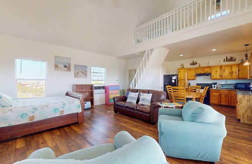 Crystal Beach House | The Aqua Alma: Studio, 1 BA in Crystal Beach, Sleeps 8