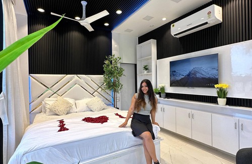Virar West Hotel | The Arabian View