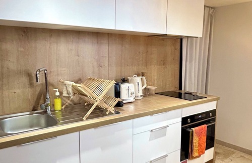 Nimes City Centre House | The Arena's Pavillon - private garden&terrace