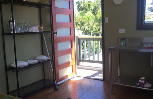 Yamba House | THE ART-HOUSE STUDIO AND ACCOMMODATION, YAMBA
