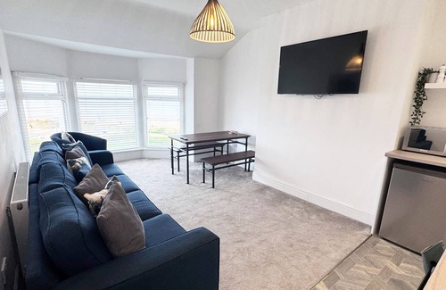 Fleetwood Apartment | The Artic Tern - A Sea View Retreat