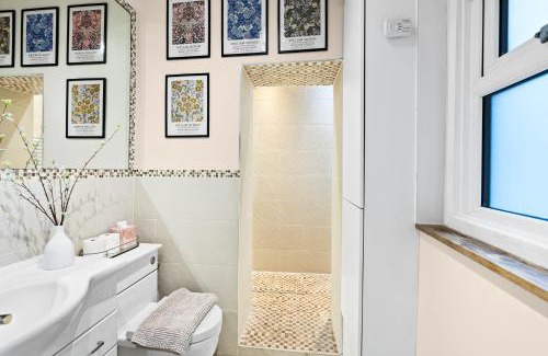 Kemptown Apartment | The Artist's Retreat