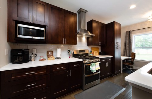 Huntersville House | The Asbury House | Luxury Private Getaway