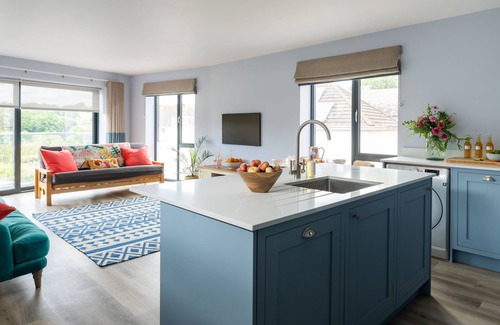 Kingsbridge Cottage | The Atelier Apartment - an apartment that sleeps 4 guests in 2 bedrooms