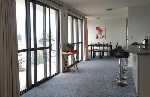 Mount Maunganui Apartment | The Atrium