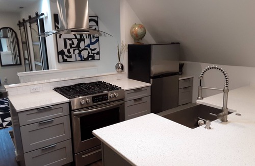 Omaha House | The "ATTIC" at Westchester 1 bed apartment