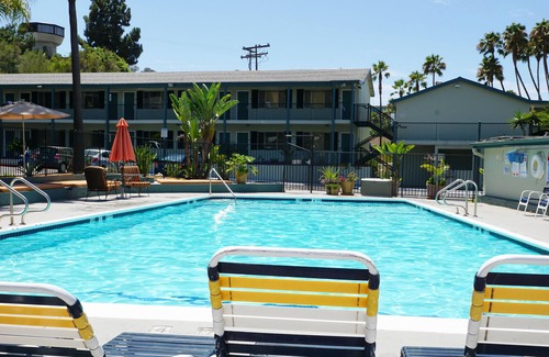 Mission Valley West Apartment | The Atwood