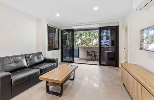 Surfers Paradise Apartment | The Aubrey Boutique Apartments - Hosted by Coastal Letting Co.