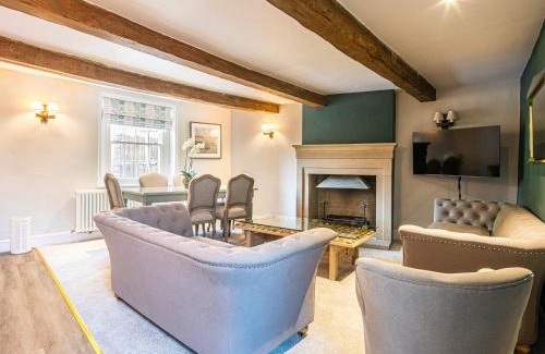 Bakewell House | The Aubrey
