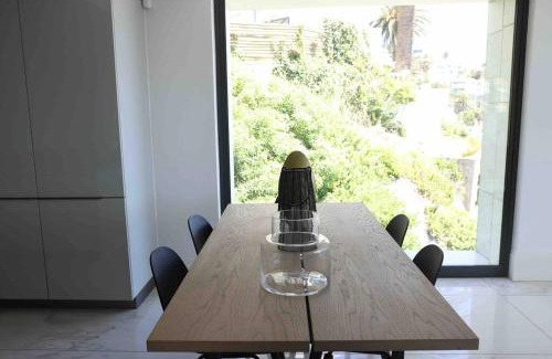 Bantry Bay Apartment | The Aurum Presidential Residences