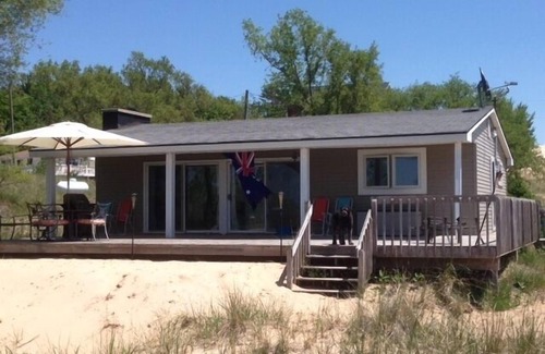 Mears House | The 'Aussie' Beach House