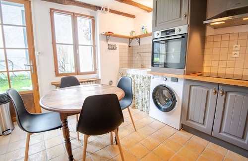 Amboise House | The Authentic Charm of Amboise