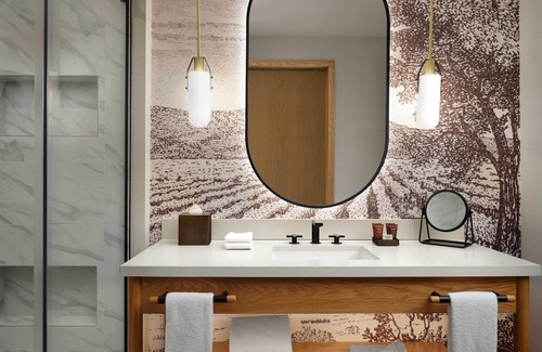 Paso Robles Hotel | The Ava Hotel Paso Robles, Curio Collection By Hilton
