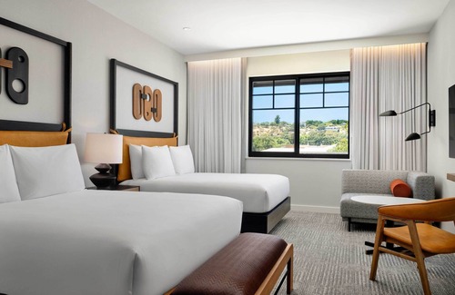 Paso Robles Hotel | The Ava Hotel Paso Robles, Curio Collection By Hilton