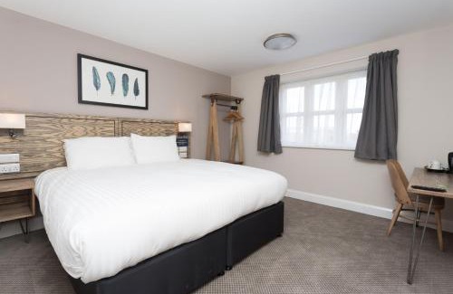 Clacton-on-Sea Hotel | The Aviator, formerly Smugglers Cove, Clacton On Sea by Marston's Inns