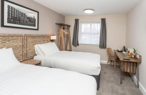 Clacton-on-Sea Hotel | The Aviator, formerly Smugglers Cove, Clacton On Sea by Marston's Inns
