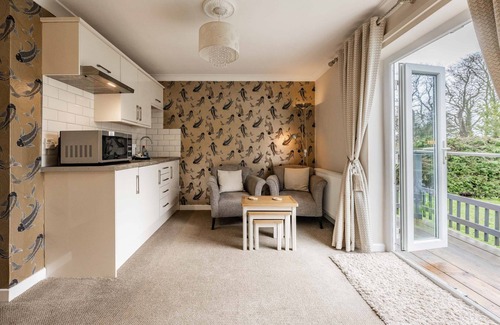 Cromer Cottage | The Aylesbury Garden Apartment | The Eiders