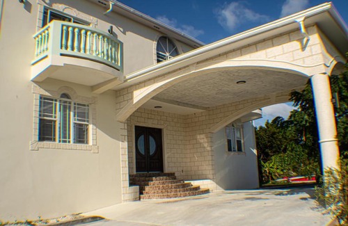 Ocean Point Villa | The Babbington Villa