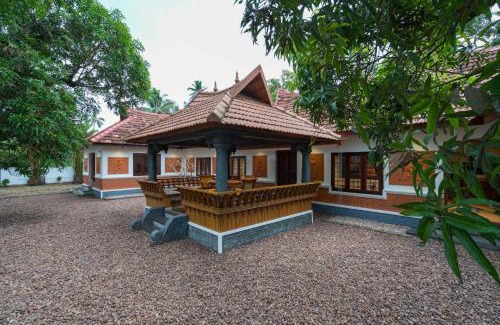 Mankombu Villa | The Backwater Heritage -Unwind on tranquil Alleppey backwaters