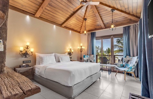 Saunta Vaddo Resort | The Baga Beach Resort