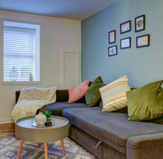 Troon House | The Bailey - Troon - Coorie Doon Stays