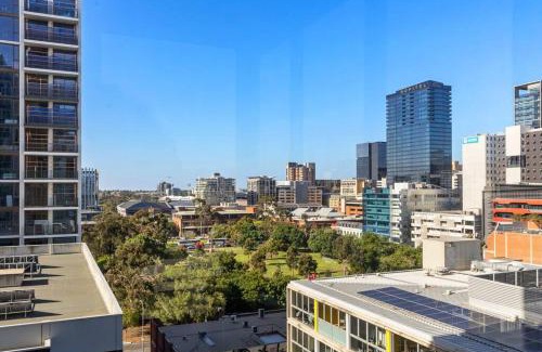 Adelaide Central Business District Apartment | The Balfours Haven - 1BR CBD with Wifi, Parking