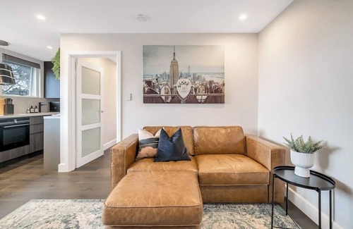 Balmain East Apartment | The Balmainer - Stylish, Unique, Executive Abode in the Heart of Balmain