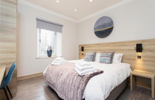 Perth Apartment | The Barclay Apartment