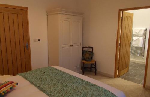 Brazzacott Bed & Breakfast | The Barn At Collacott