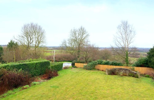 Fletching House | The Barn at Glebe