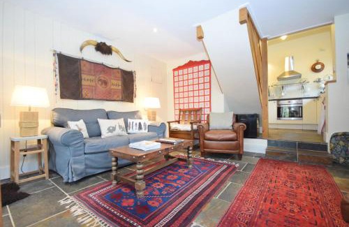 Petersfield House | The Barn at Guiles , Petersfield