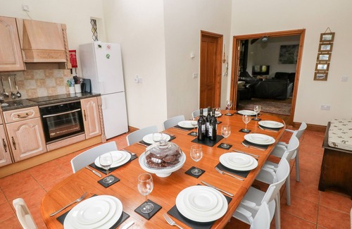 Kilgetty Cottage | THE BARN AT HARROLDS FARM, pet friendly, with open fire in Kilgetty