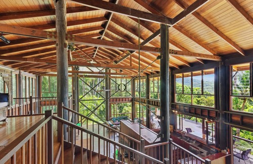 Kimberley House | The Barn Daintree Holiday House