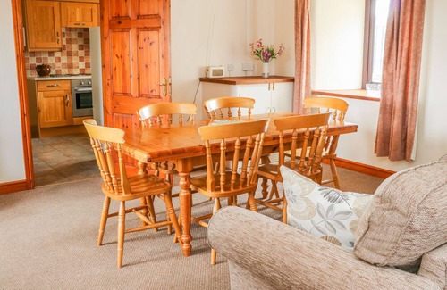 Draughton Cottage | THE BARN, family friendly in Skipton
