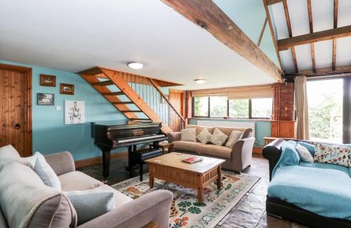 Chippenham House | The Barn