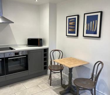 Saxmundham House | The Barn