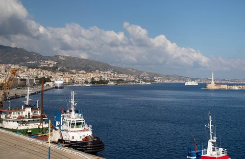 Messina Apartment | THE BARN ON THE STRAIT STUDIO APARTMENT SEA VIEW COD. CIR 19083048C209961